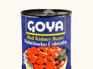 Goya Foods Collaborates with Artist Dave Ortiz to Celebrate "The Goya Series" Pop Art Collection & Goya&apos;s 80th Anniversary (PRNewsFoto/Goya Foods).
